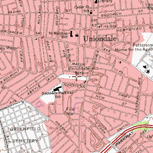 Topographic Map of Uniondale Park, NY