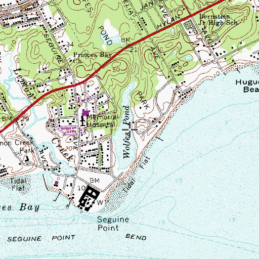 Topographic Map of Wolfes Pond, NY