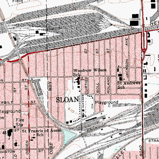 Topographic Map of Woodrow Wilson Elementary School, NY