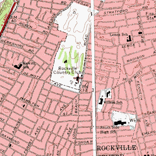 Topographic Map of Rockville Country Club, NY