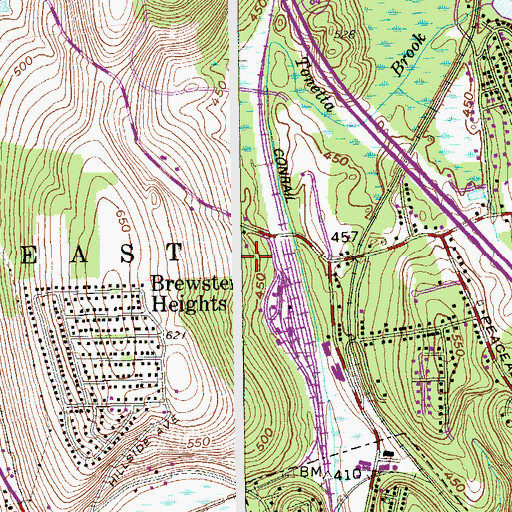 Topographic Map of WPUT-AM (Brewster), NY