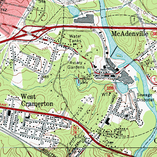 Topographic Map of Aviary Gardens, NC