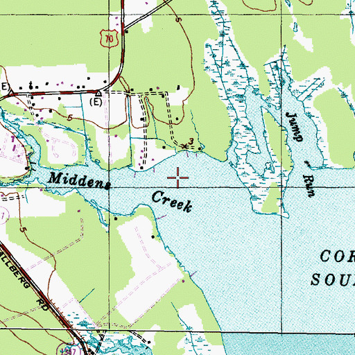 Topographic Map of Middens Creek, NC