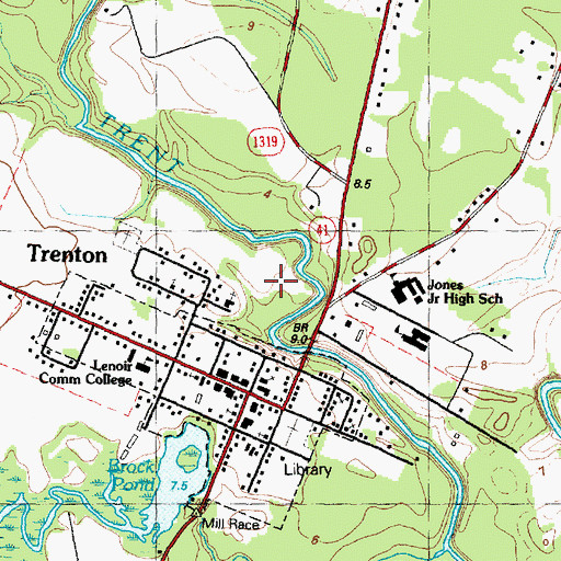 Topographic Map of Trenton, NC